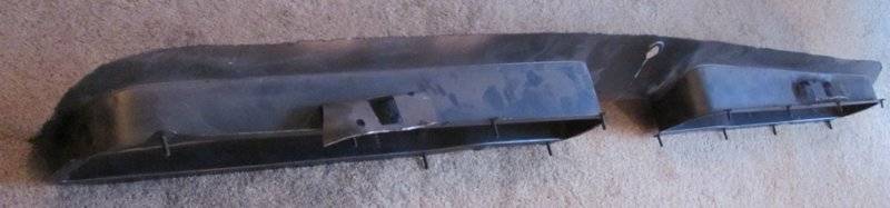 rust free 1969 1970 charger tail panel lights.JPG