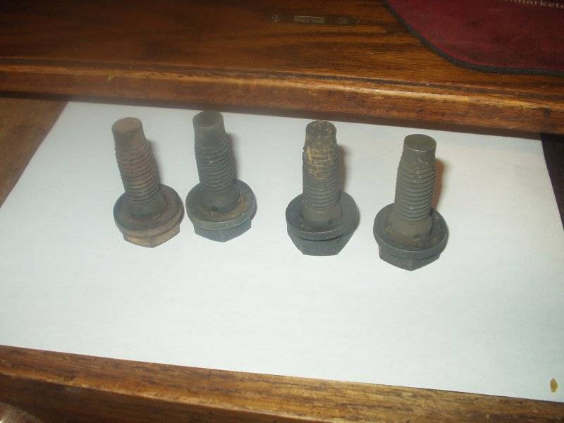 S-1-24 Kframe bolts.JPG