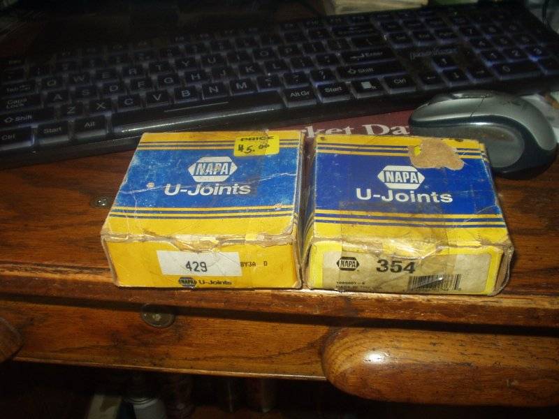 S-1-24 Ujoints .JPG