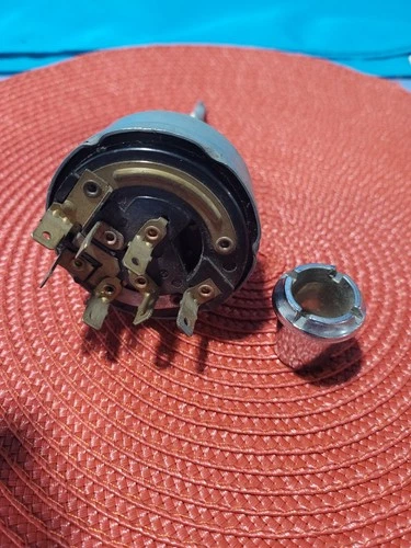 Dodge Plymouth 1971 B-Body 2 Speed Wiper Switch without Rallye Dash 3488046 - Picture 4 of 4