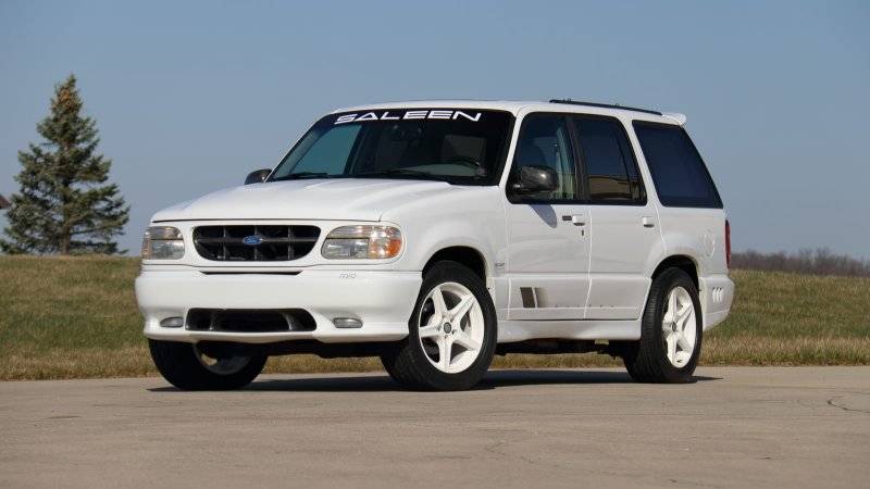 saleen.jpg