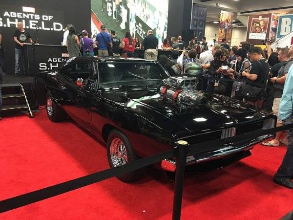 SDCC-2016-Ghost-Rider-Car-Agents-of-SHIELD (2).jpg