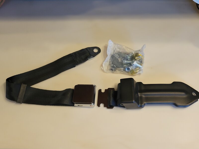 seat belts..jpg