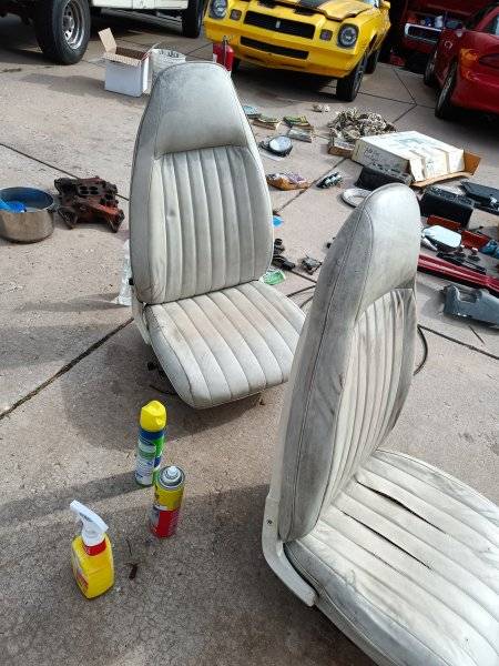 seats1.jpg