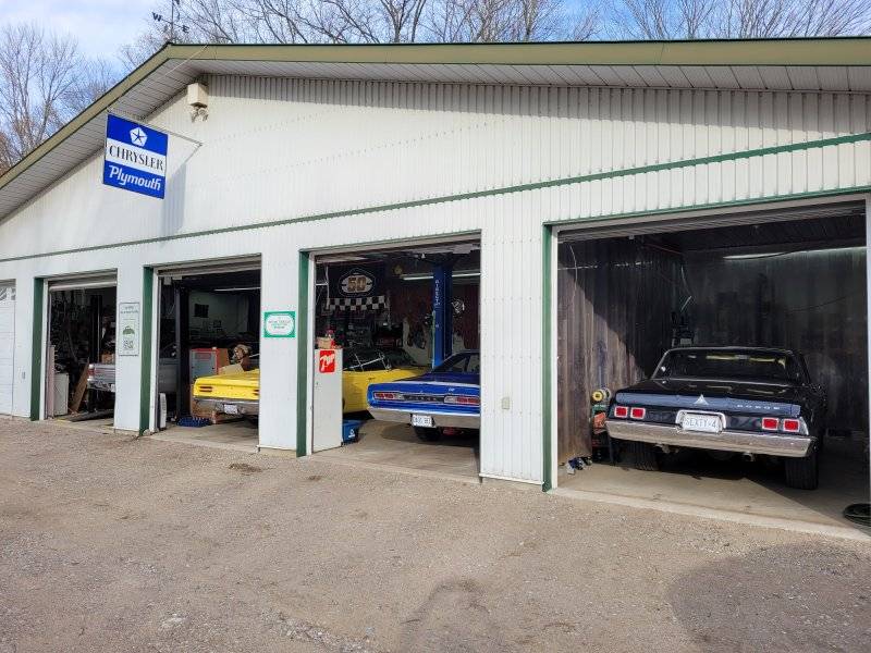 shopcleanupcarsnov52022 026.jpg