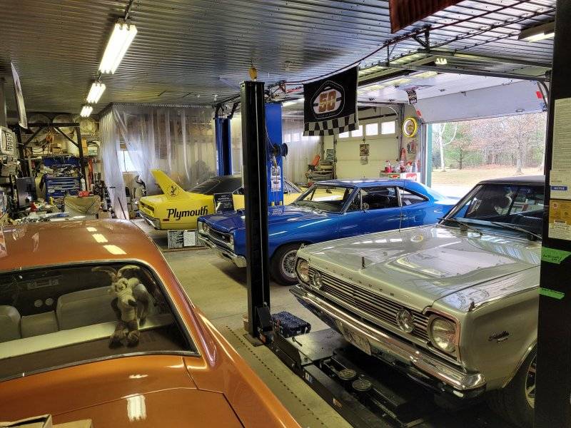 shopcleanupcarsnov52022 184.jpg