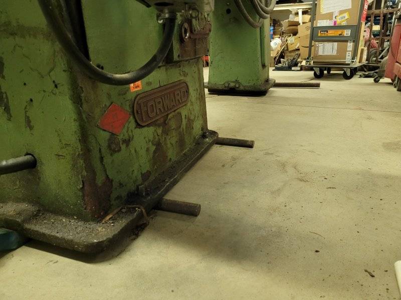 shopcleanupcarsnov52022 261.jpg