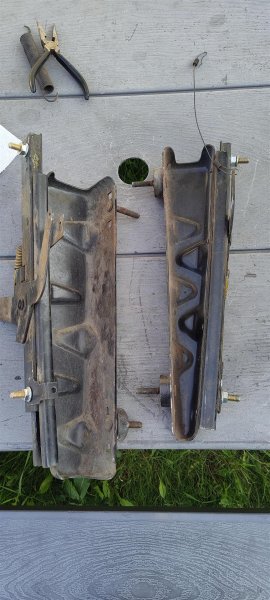 SliderBolts.jpg