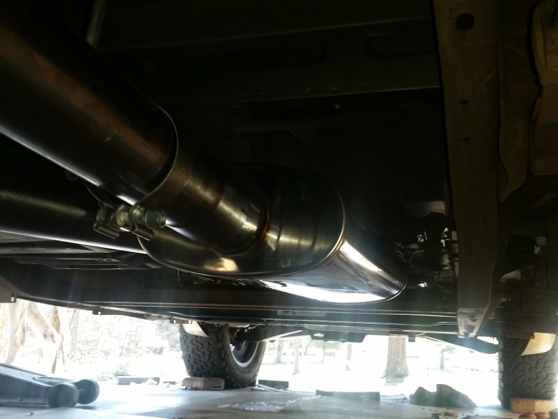sm_exhaust08.jpg
