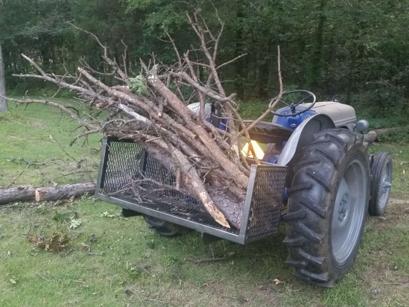sm_tractorattach03.jpg
