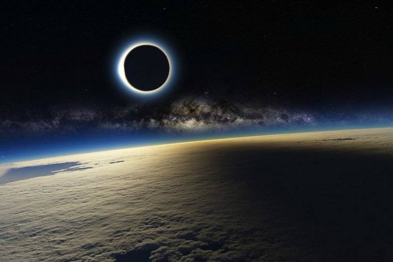 Solar Eclipse viewed from Earth orbit.jpg