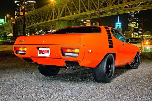 something-different-1972-plymouth-road-runner-gtx__653688_.jpg