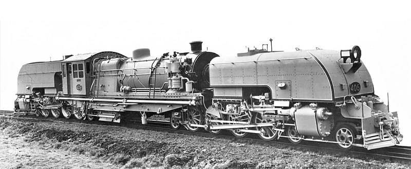 South_Australian_Railways_400_class_Beyer-Garratt_locomotive_no_405_--_builder%27s_photo%2C_1953.jpg