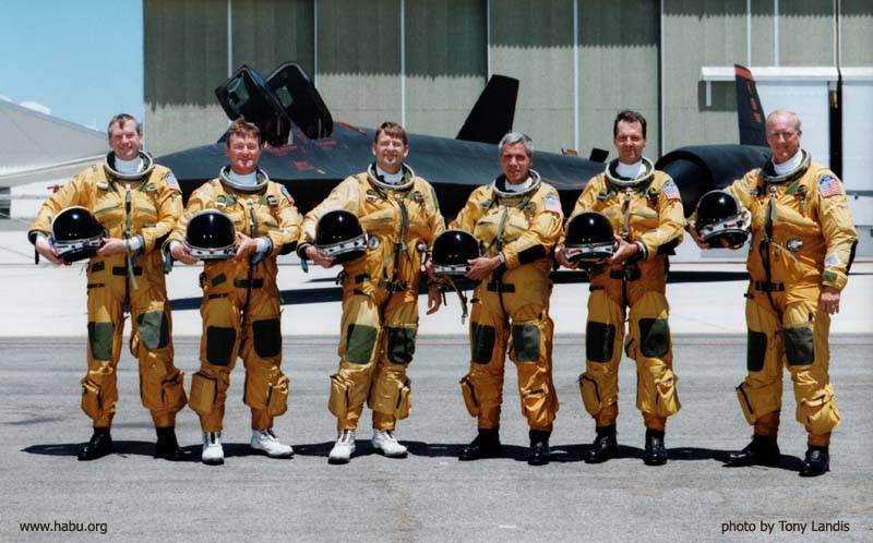 SR-71 A12 first 6 crew-pilots.jpg