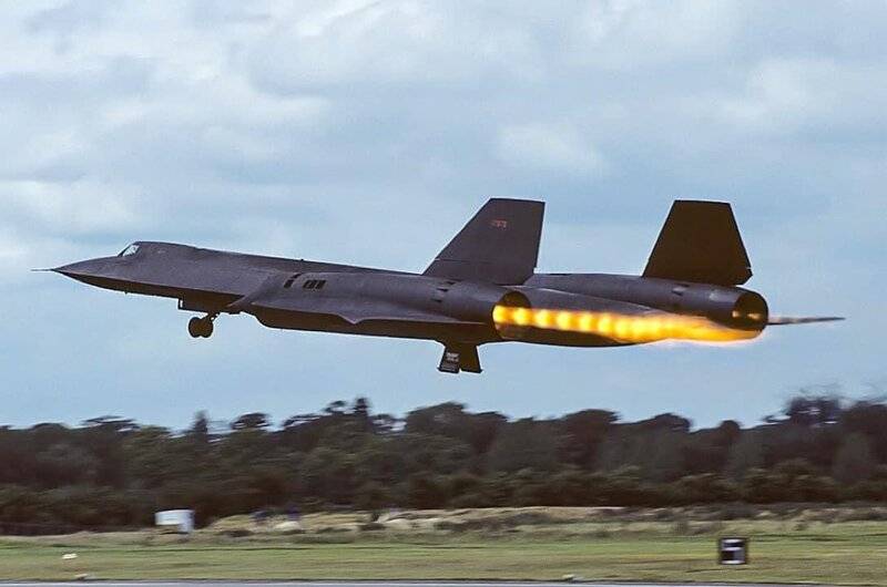 SR-71 Afterburner.jpeg