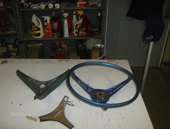 Steering wheel 2 005a.JPG
