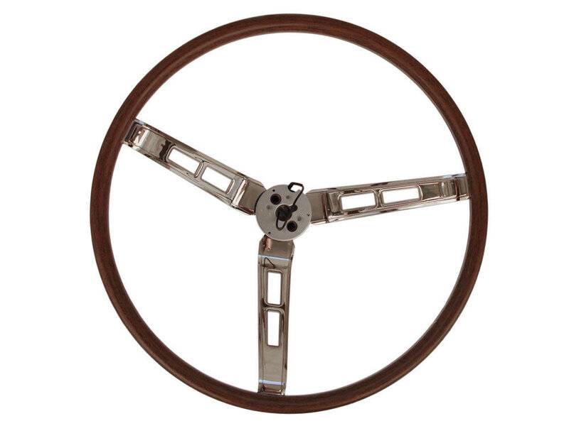Steering wheel pic 1970.jpg