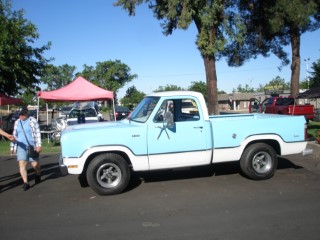 STOCKTON CAR SHOW SWAP 006 (Phone).JPG