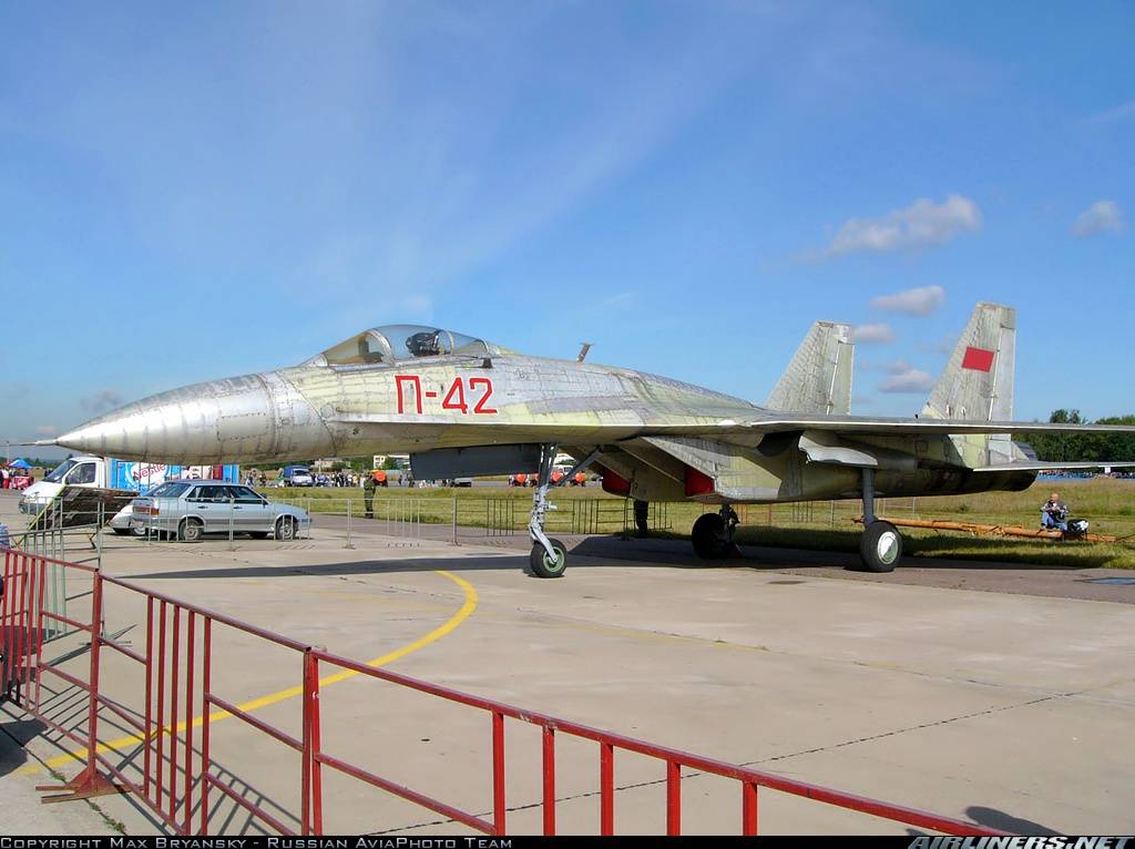 Sukhoi-P-42.jpg