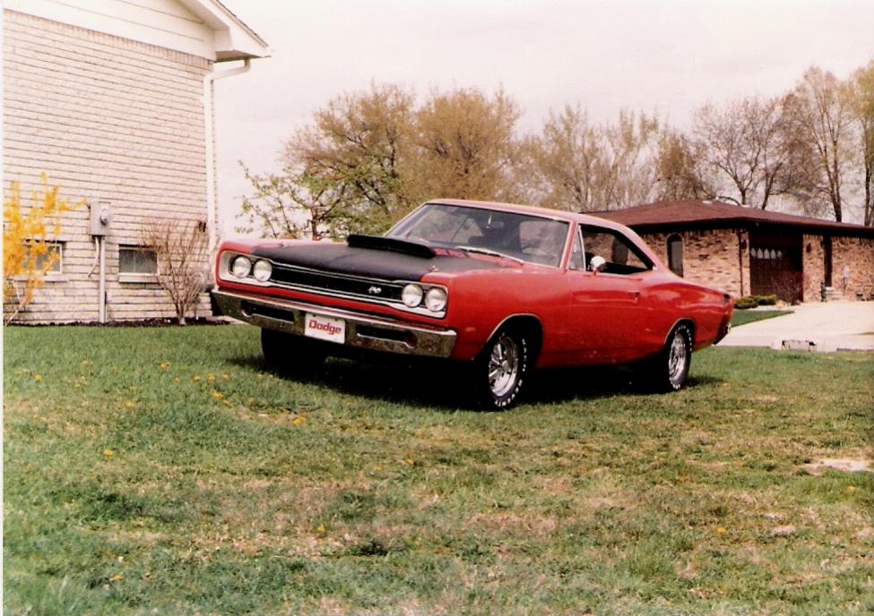 Super Bee0001.jpg