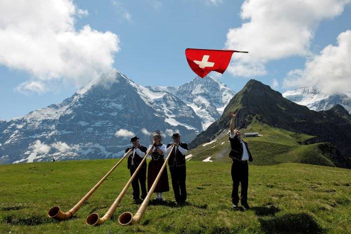 swiss-national-day-yodeling-flag.jpeg