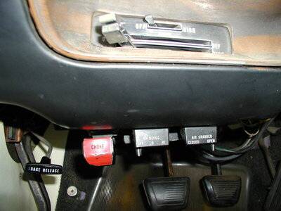 Switches in 71 GTX.jpg