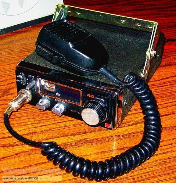 The-Dukes-of-Hazzard-1979-1985-General-Lee-CB-Radio-1.jpg