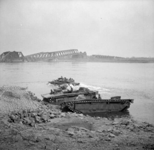 The_British_Army_in_North-west_Europe_1944-45-_Assault_on_the_Rhine_and_Capture_of_Wesel_BU2337.jpg