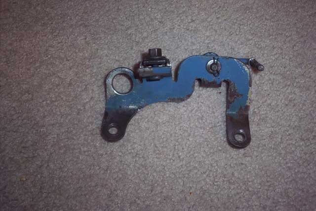 throttle bracket 001.jpg