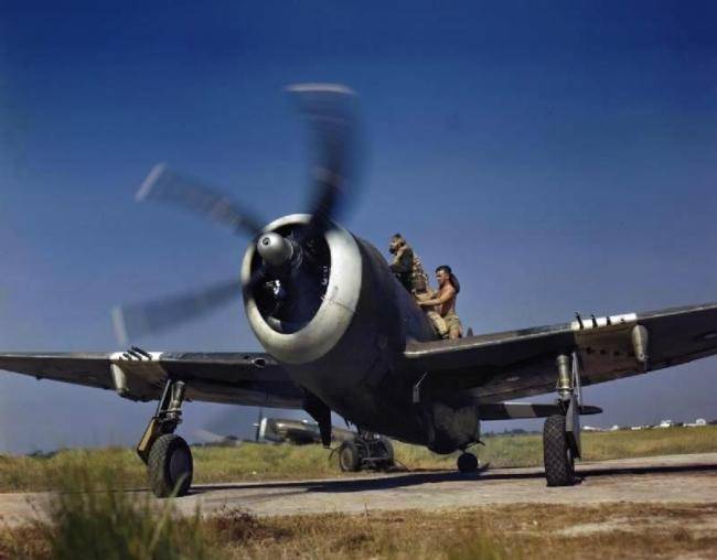 Thunderbolt_II_30_Sqn_RAF_at_Jumchar_1945.jpg