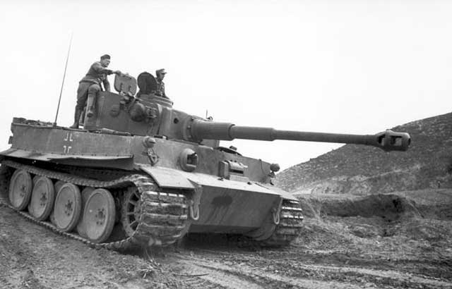 Tiger_1_worldwartwo.filminspector.com_1.jpg