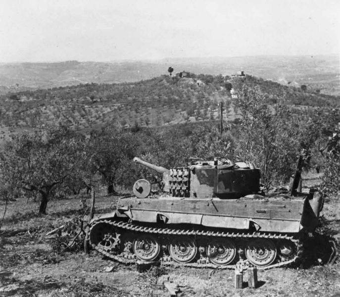 Tiger_tank_late_3.jpg