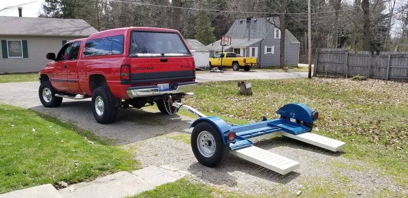 tow dolly.jpg