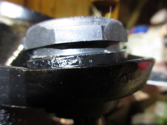 upper-ball-joint-in-01.jpg