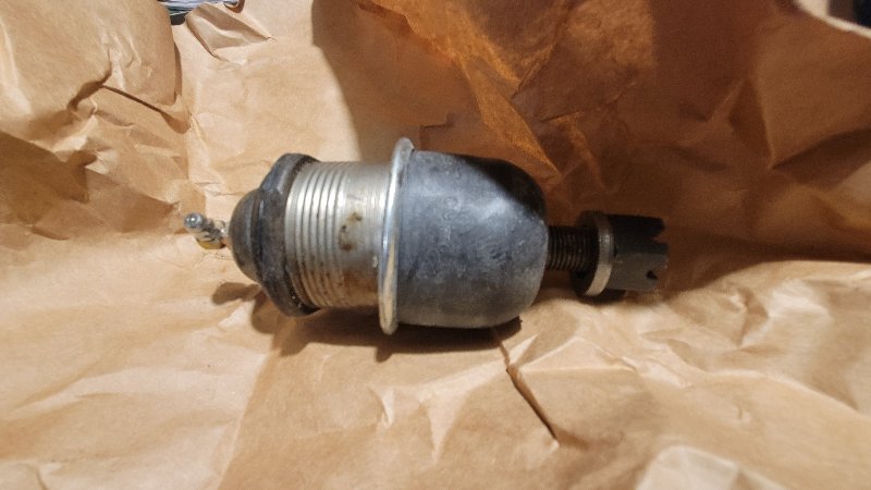 Upper ball joint.jpg