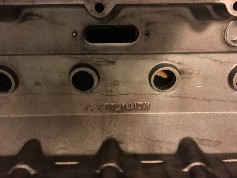 Valve cover 1.jpg