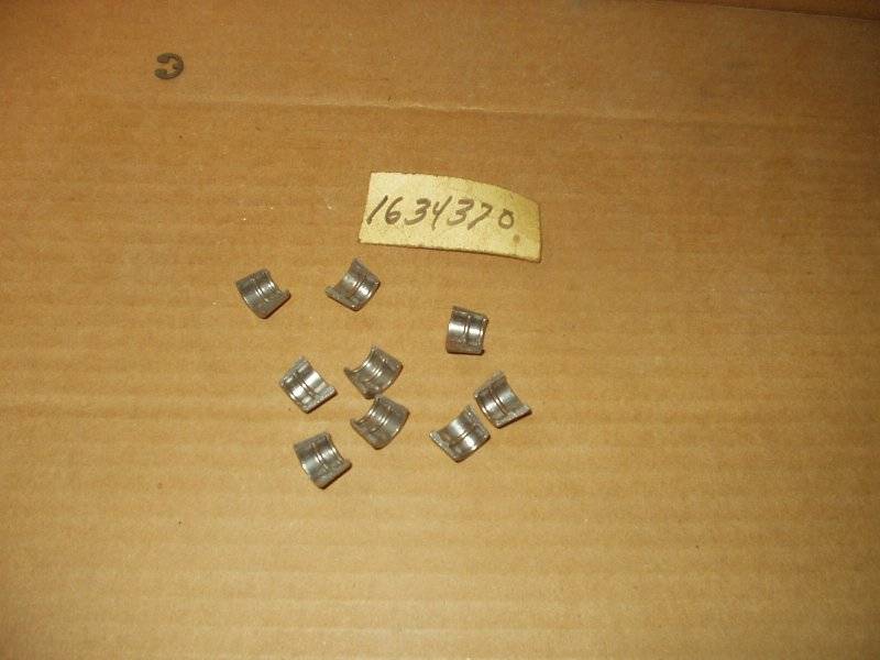Valve locks.JPG