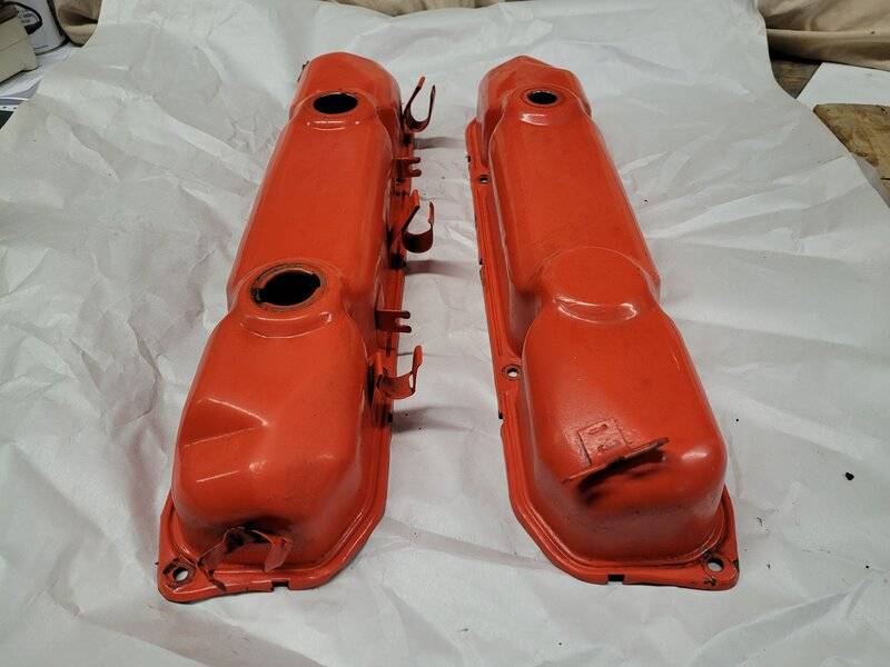valvecovers71bb 004.jpg