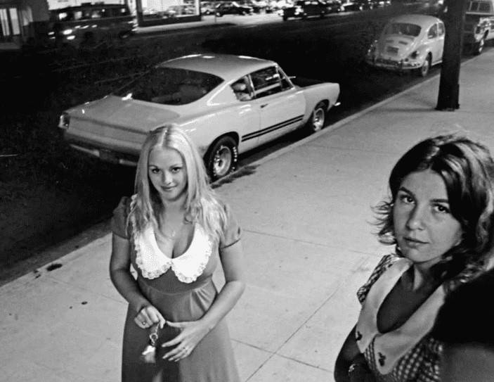 van nuys cuda.jpg