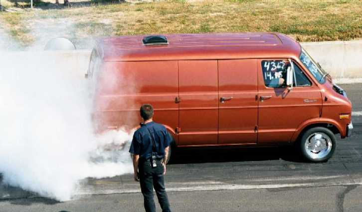 VanBurnout8.jpg