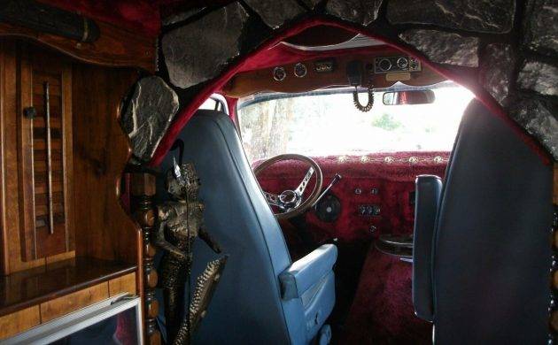 vaninterior1-630x390.jpg