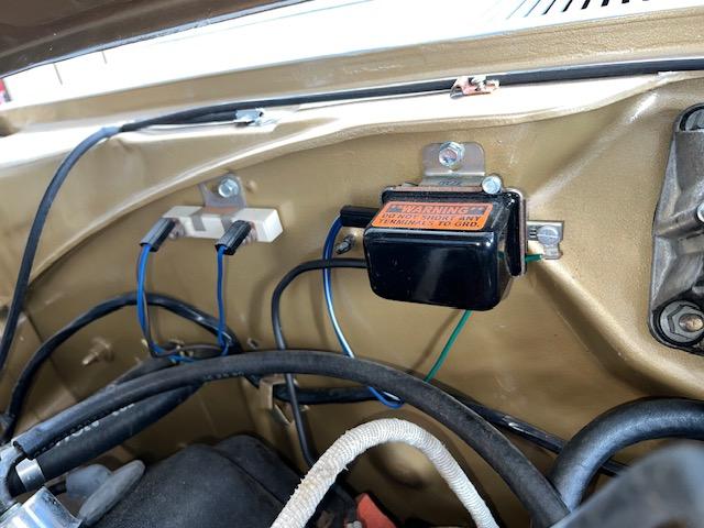 voltage regulator and ballast resistor.jpg