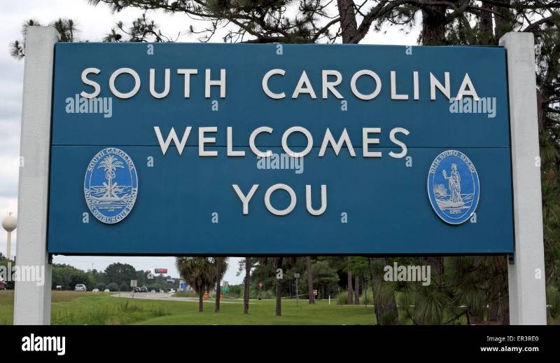 welcome-to-south-carolina-sign-ER3RE0.jpg