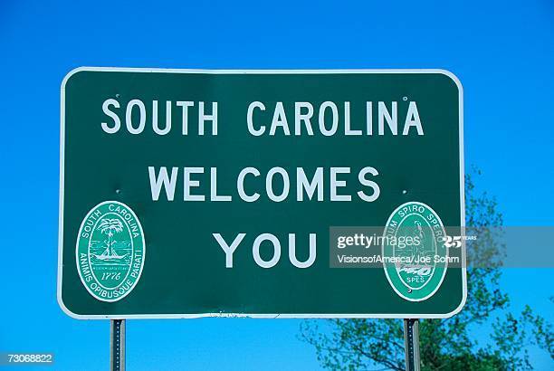 welcome-to-south-carolina-sign-picture-id73068822?s=612x612.jpg