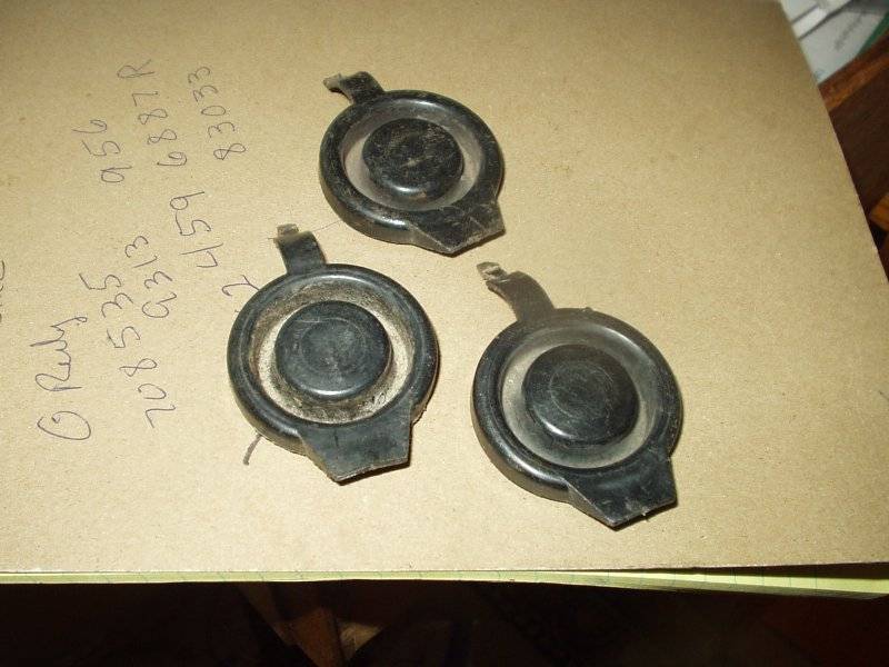 WINDSHIEL WASHER BOTTLE CAPS.JPG