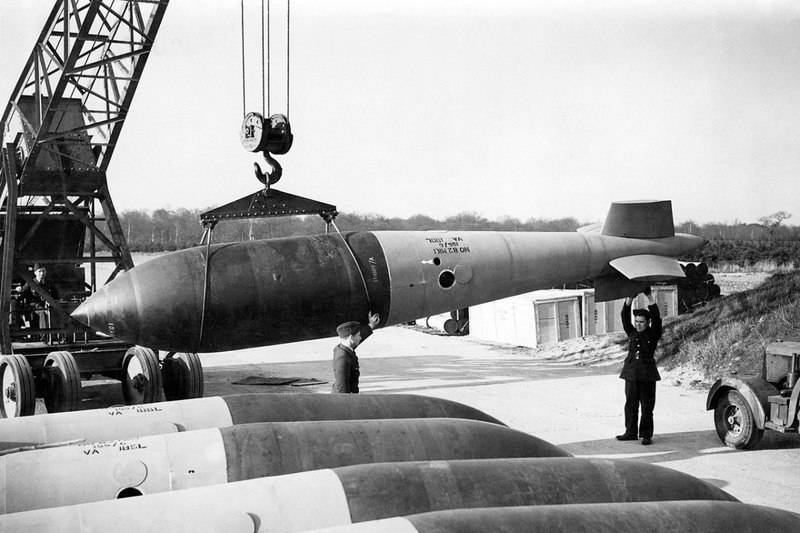 wwii-british_grand_slam_bomb.jpg