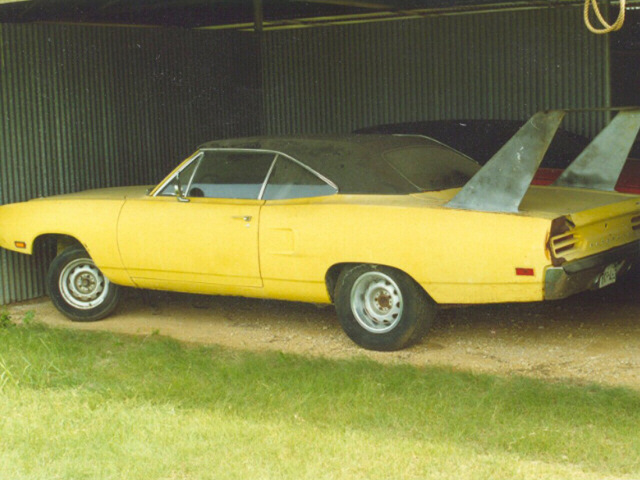 XS_70Superbird_440SuperCommando_4Spd_FY1LemonTwist_1.jpg