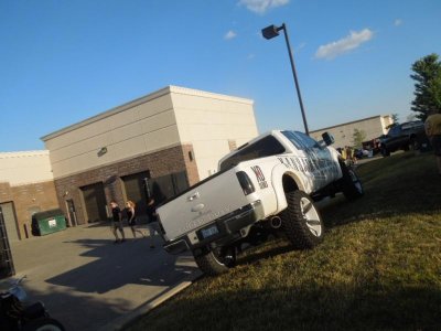 kc trends fastDSCN890207.jpg