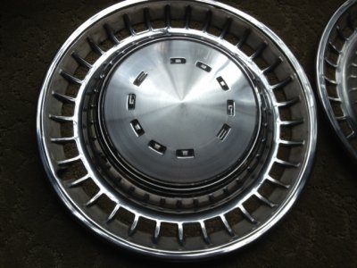 Hubcaps2.JPG Hubcaps2.JPG