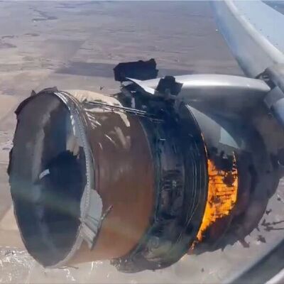 c3ad56333d11cc15b14cb7aee98e4c543b-ua328-engine-fire-screencap.rsquare.w700.jpg